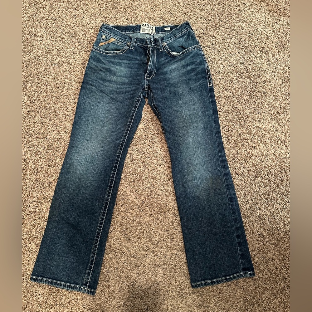 Men’s Ariat relaxed, bootcut M4 jeans. 31x32. Excellent condition.